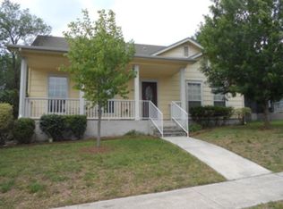 2000 N View Dr, San Marcos, TX 78666