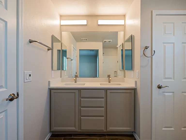 10984 E Midnight Moon Ln — Photo 12