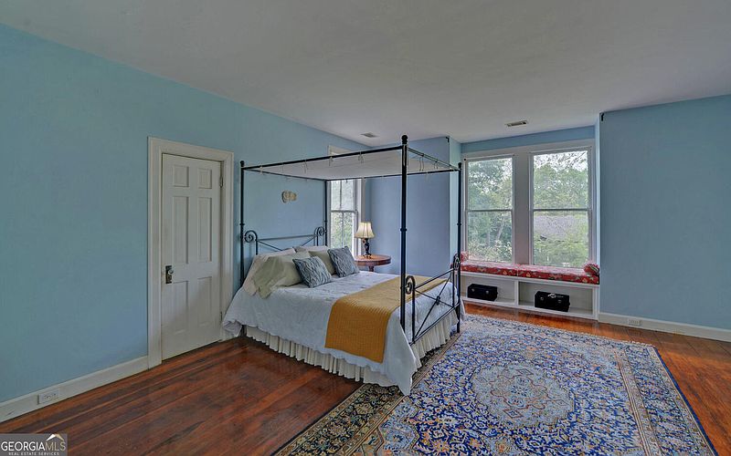 Property photo 33