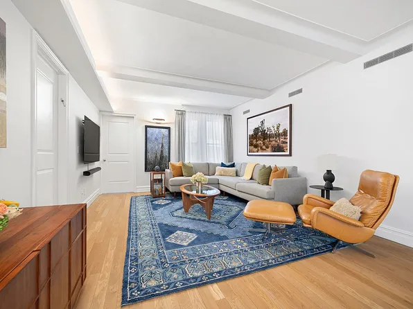 41 W 72nd St #12AB, New York, NY 10023