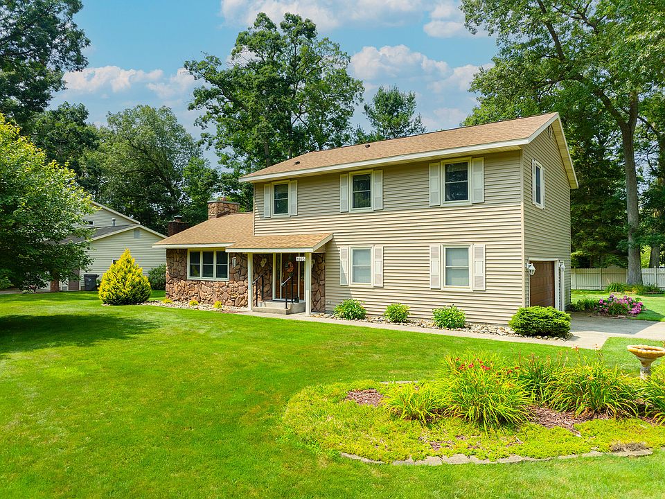 1st image of 1165 Greenbriar Dr