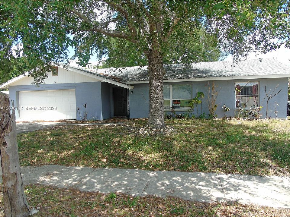 2nd image of 1549 Lime Dr