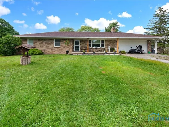 6764 Keller Rd, Walbridge, OH 43465