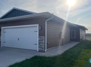 3414 S Heather Ave, Sioux Falls, SD 57106