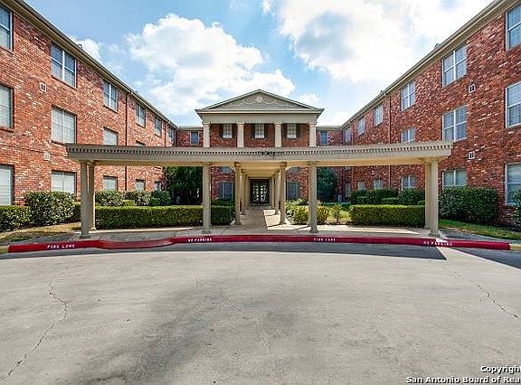 2nd image of 2420 McCullough Ave APT 104