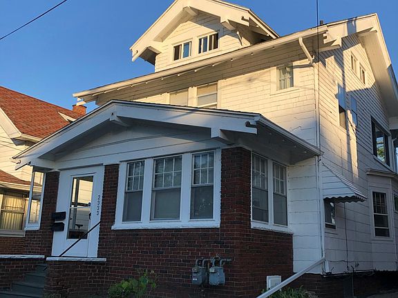 2nd image of 2333 Broadway St