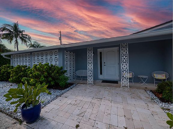 4th image of 1601 N Ocean Breeze
