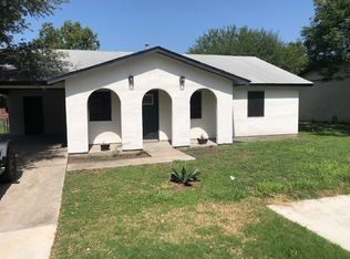 2316 N Austin St, Seguin, TX 78155