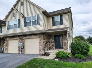 202 Mount Olive Ln, Ephrata, PA 17522