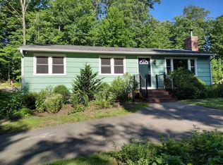4 Newsome Rd, Oxford, CT 06478