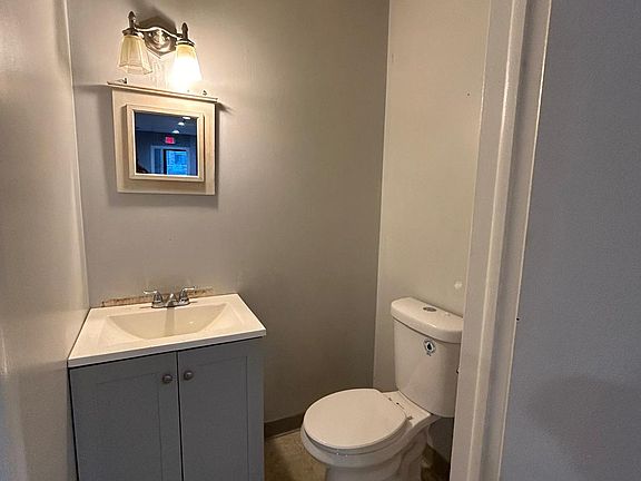 2nd image of 2282 Seneca St APT 1