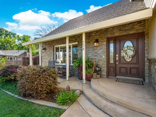 104 Westwood Street, Vacaville, CA 95688