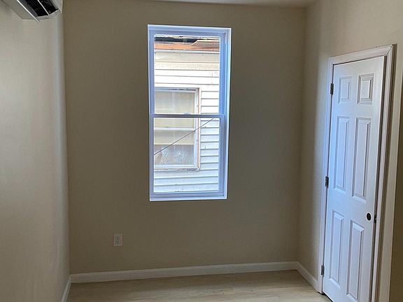 5th image of 4411 Germantown Ave #2