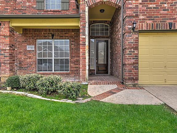 4th image of 7723 Buccaneer Cir