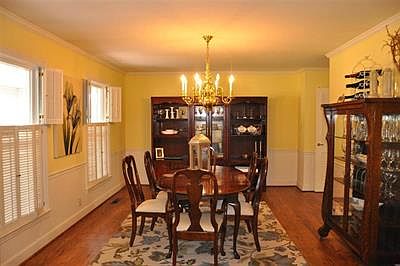 3rd image of 7233 Woodford Ct