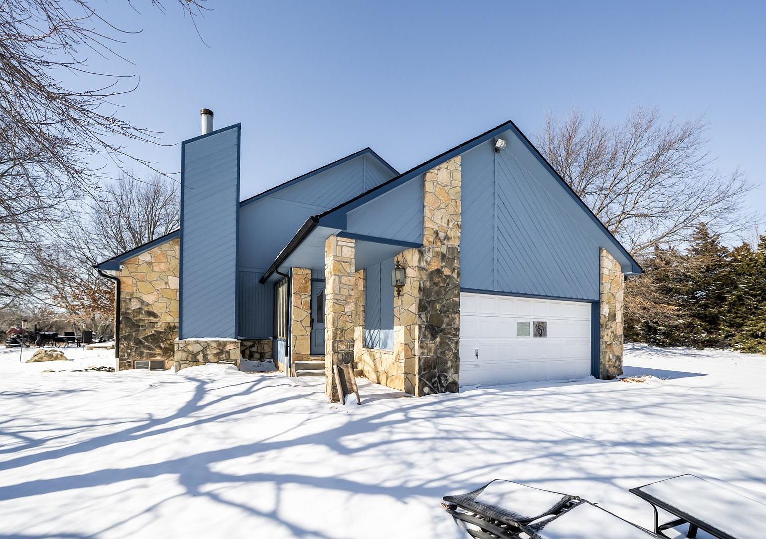 1609 E 1st St, Douglass, KS 67039 Zillow