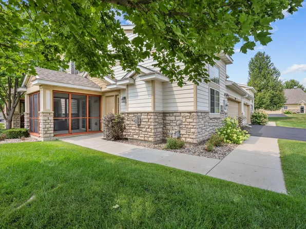 9124 Fox Ct, Victoria, MN 55386