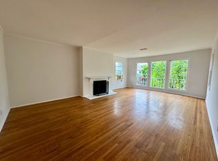 9550-9554 W Olympic Blvd #34A30EAC5, Beverly Hills, CA 90212