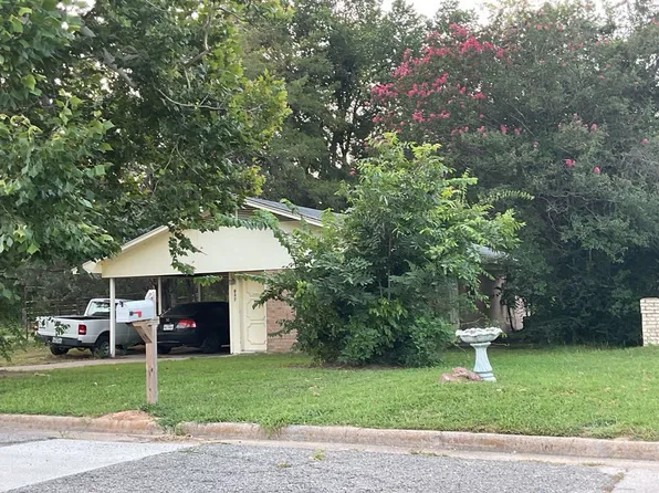 837 Putman St, Sulphur Springs, TX 75482