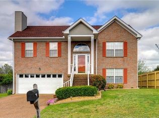 104 Mavella Ct, Goodlettsville, TN 37072