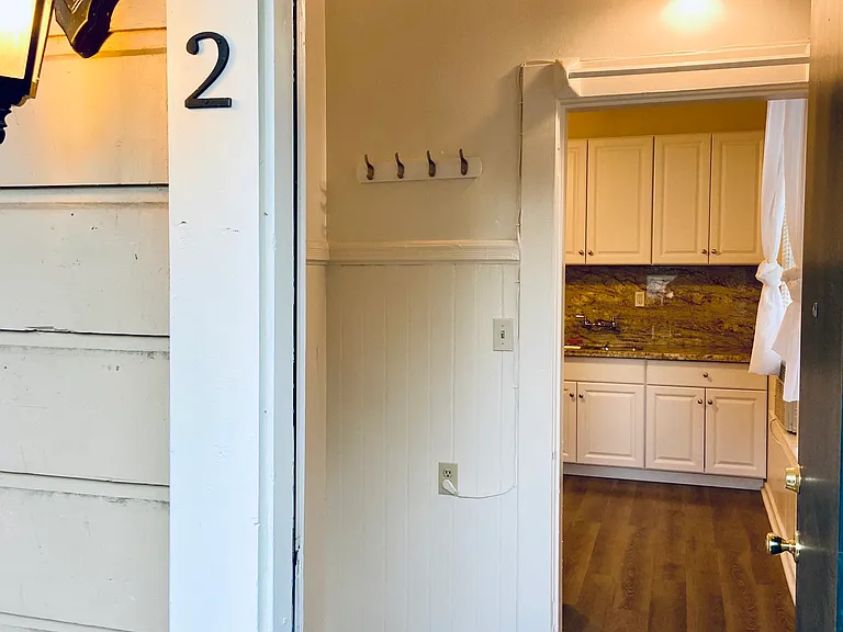 1709 Q St #5 — Photo 5
