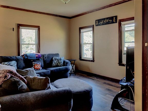 Lower Unit Family Room