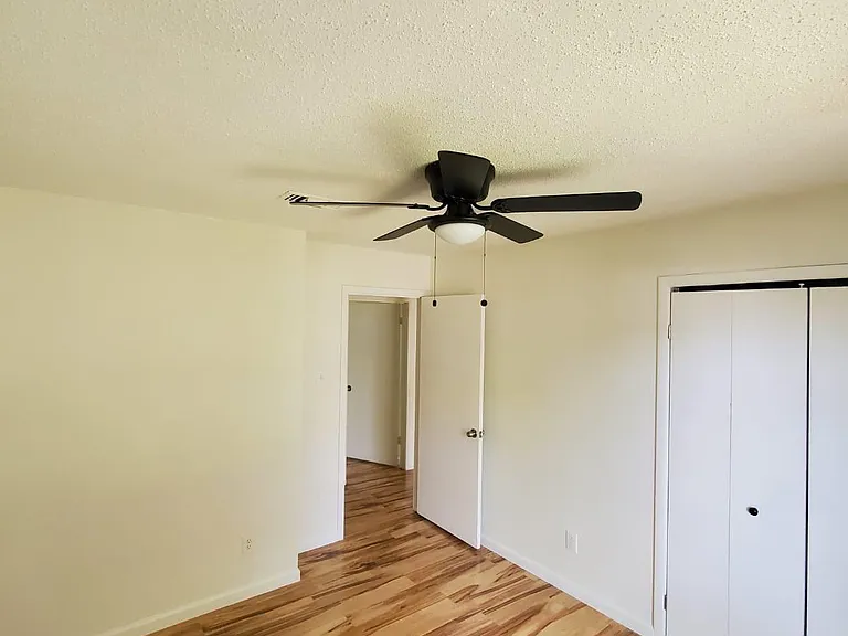 3418 Hummingbird Ln — Photo 16