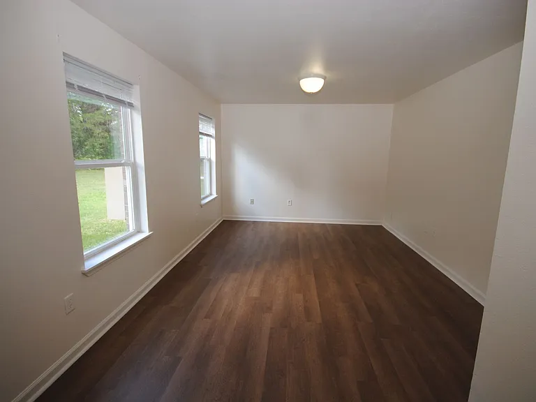 1121 Transit Way — Photo 32
