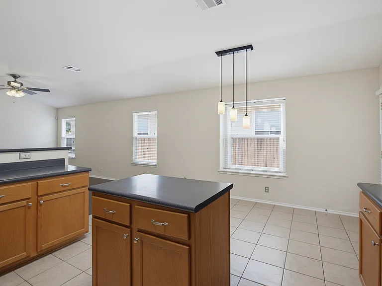 538 Lynx Mountain — Photo 14