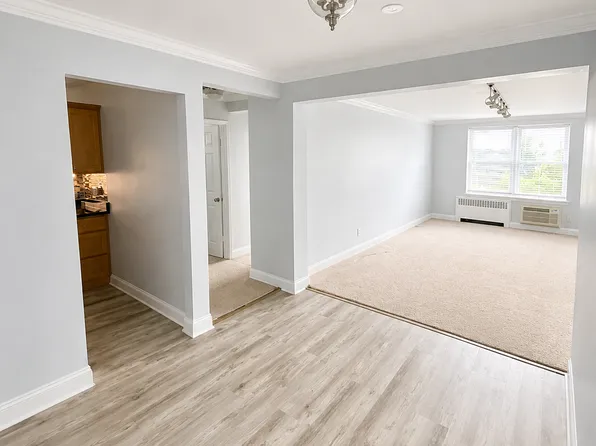 45 Maple St APT 4A, Norwalk, CT 06850