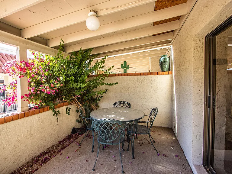 7631 E Sandalwood Dr — Photo 24