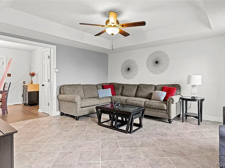 4112 Twisted Oak Dr — Photo 11