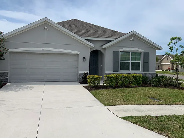 5633 Soft Skies Dr — Photo 1
