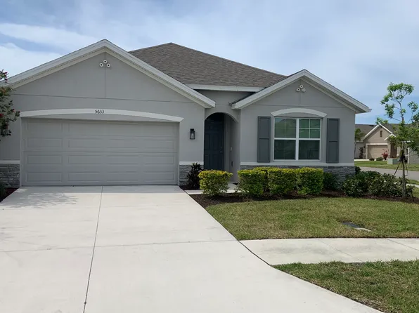 5633 Soft Skies Dr, Sarasota, FL 34238