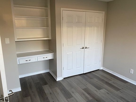 4th image of 541 Hunters Glen St