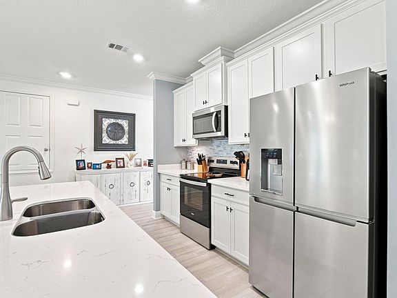 5th image of 7791 Piper Cir