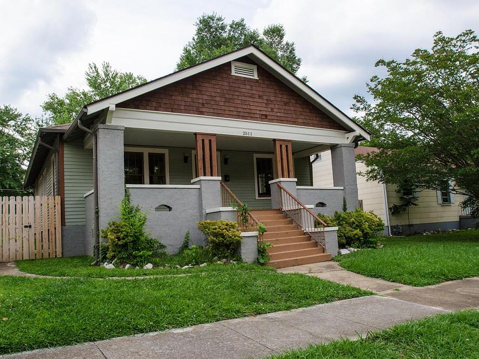 1st image of 2511 Woodbine Ave