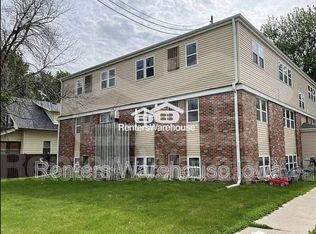 303 S Madison St #6, Prairie City, IA 50228