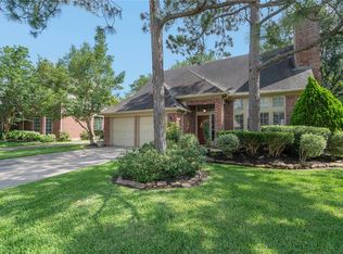 6807 Springcrest Dr, Sugar Land, TX 77479