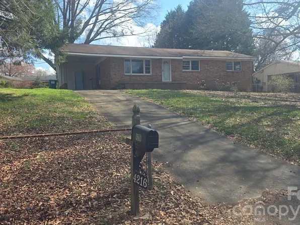 4216 Dawnwood Dr, Gastonia, NC 28056