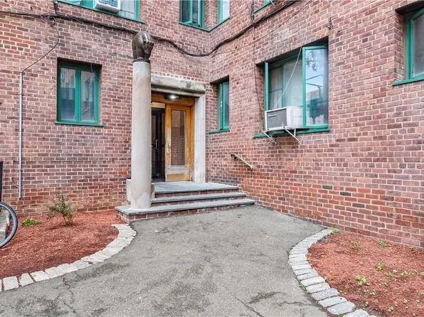 1601 Metropolitan Avenue #2H, Bronx, NY 10462