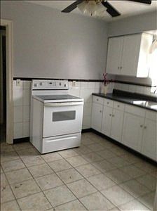 2nd image of 1721 Leona Dr