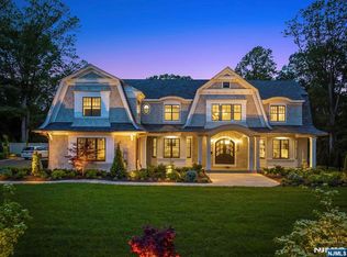 396 Knollwood Rd, Ridgewood, NJ 07450