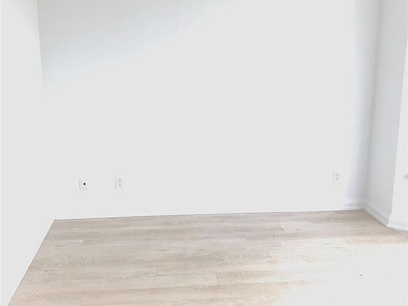 3rd image of 155 Yorkville Ave #1018