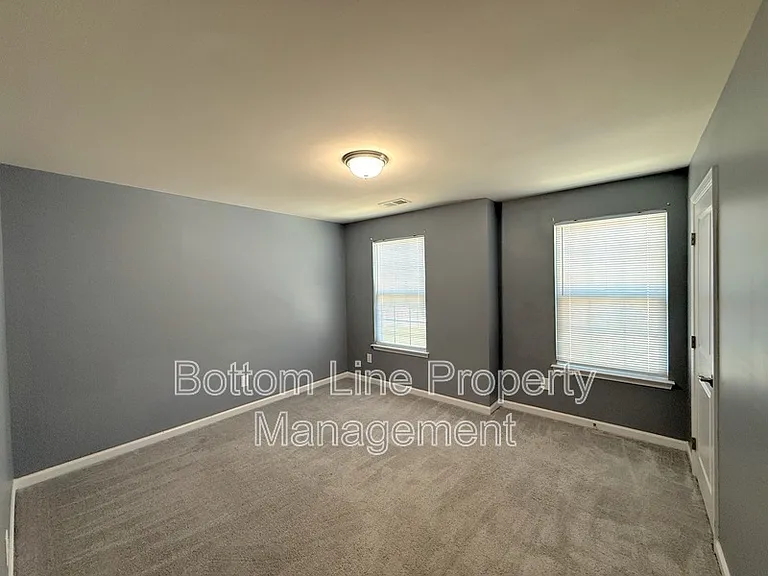7562 Red Mulberry Way — Photo 18