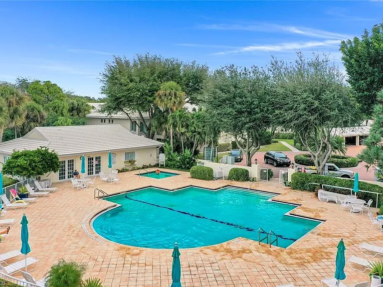 780 Willowbrook Dr #701 — Photo 19