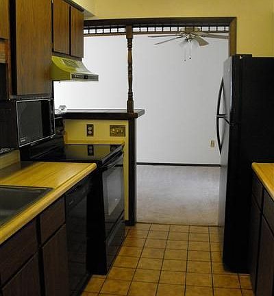 5th image of 4298 Frontenac Dr
