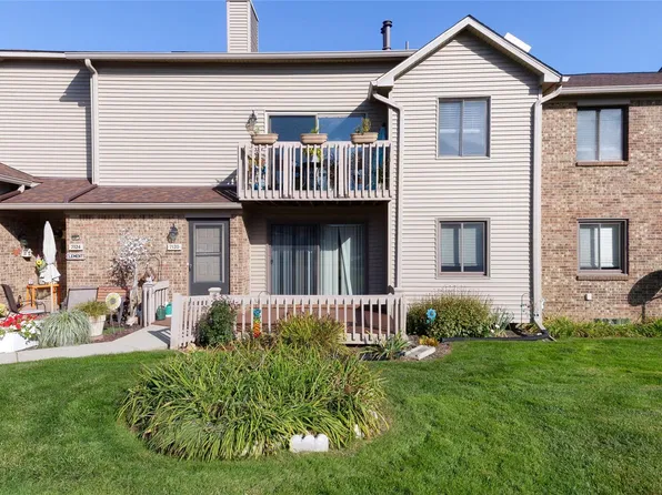 7120 Clements #80, West Bloomfield, MI 48322
