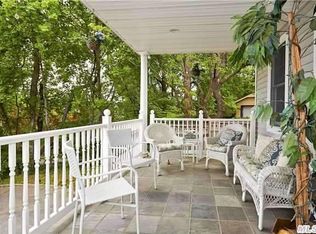83 Shore Rd, Glen Cove, NY 11542