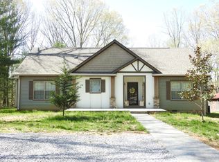 550 Rabbit Run Ln, Sewanee, TN 37375